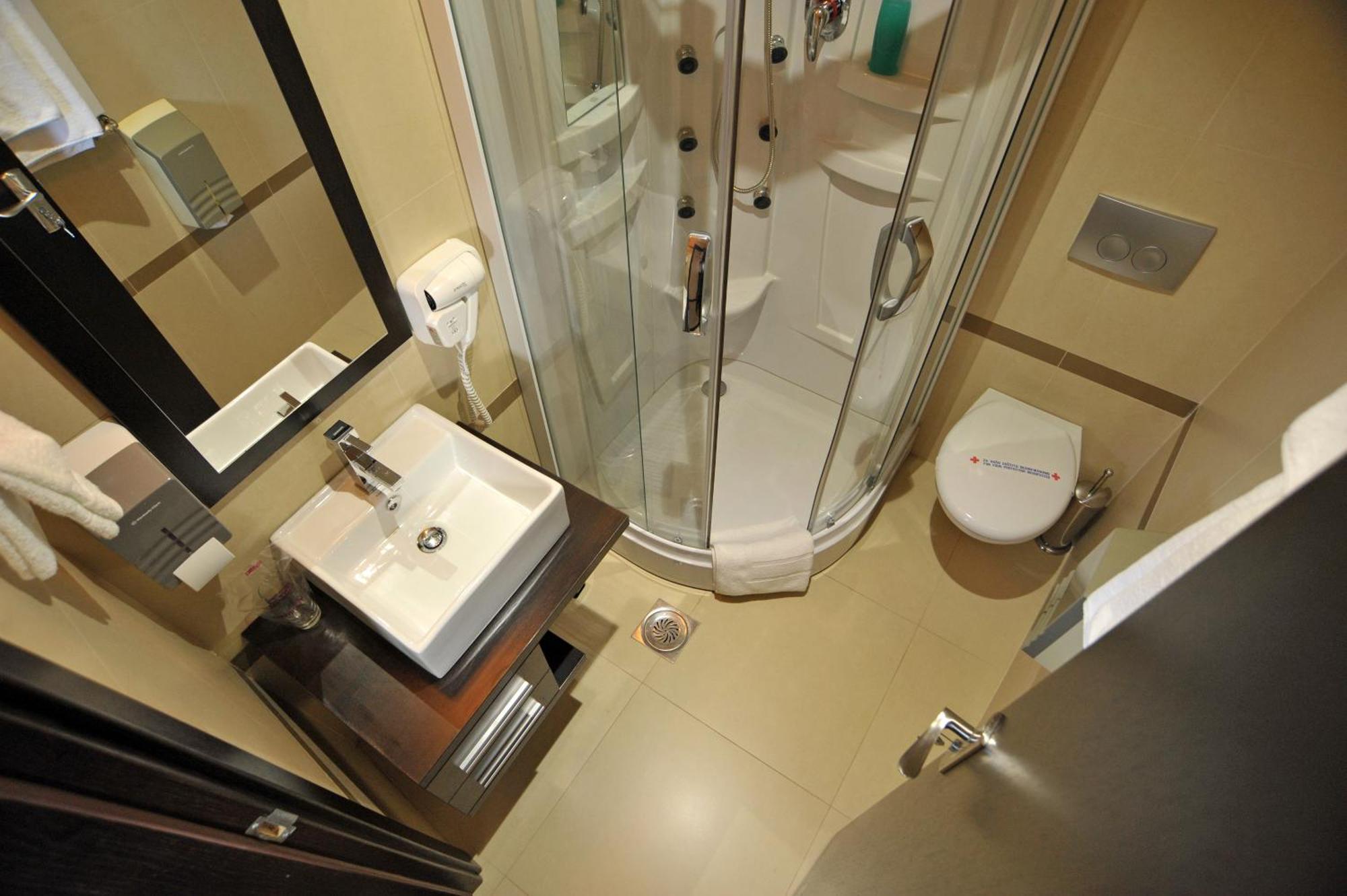 Hotel Zelengora Kragujevac Room photo